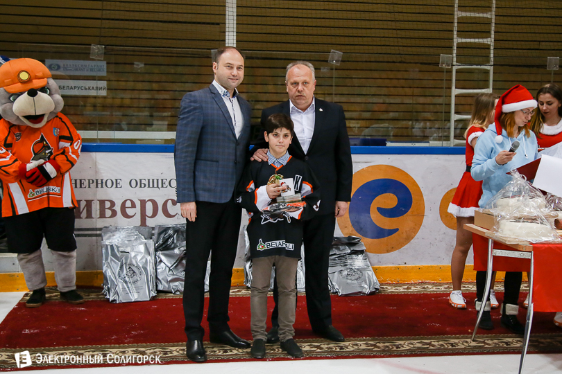 хоккей Солигорск