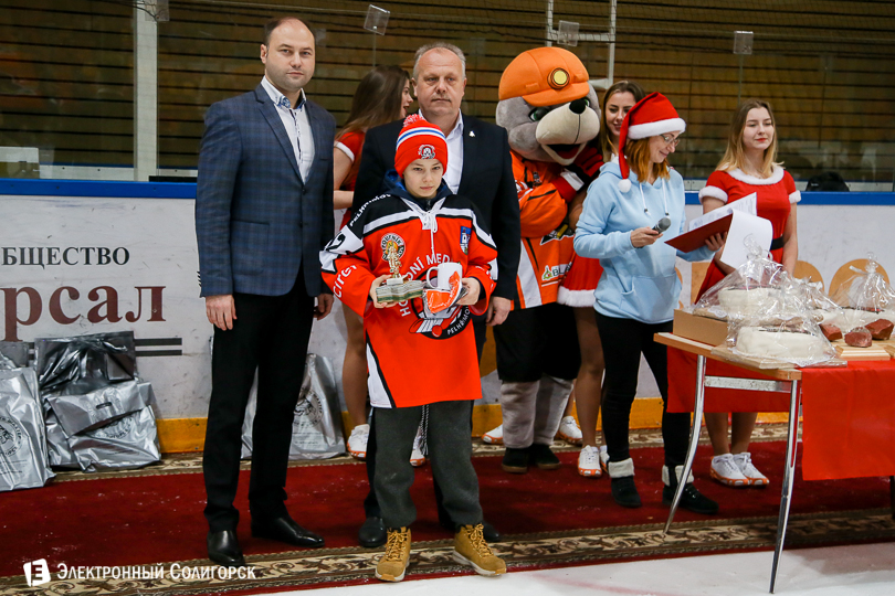 хоккей Солигорск