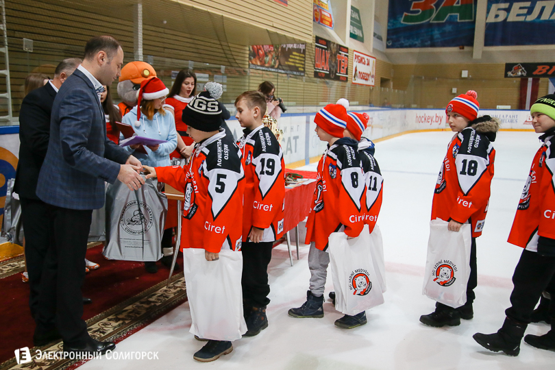 хоккей Солигорск