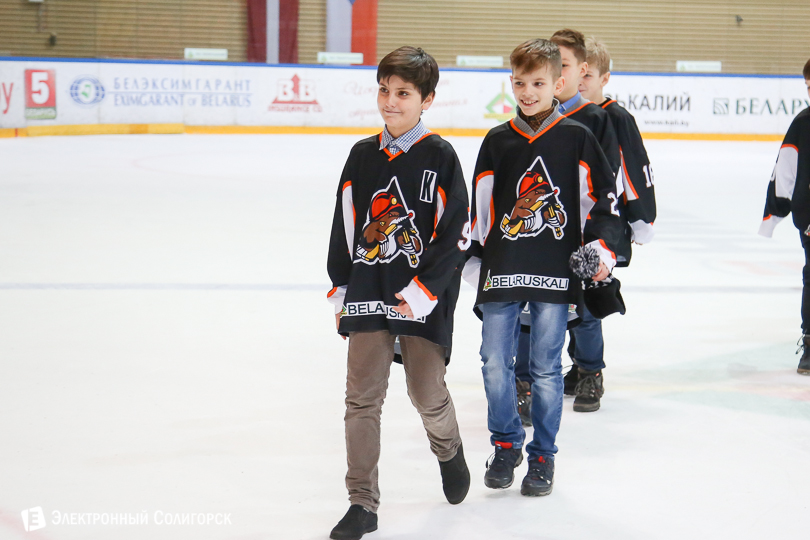 хоккей Солигорск