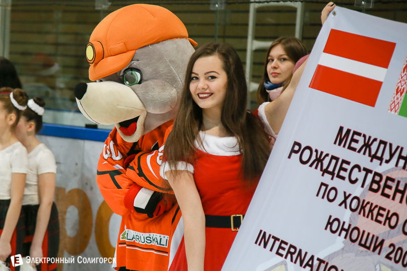хоккей Солигорск
