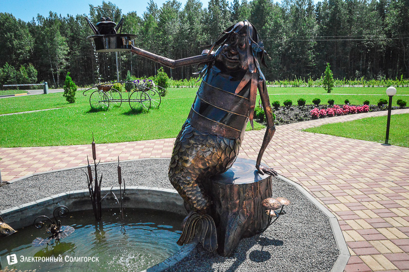 скульптура водяной Солигорскводоканал