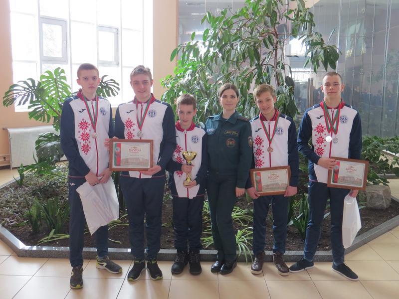 солигорские пловцы