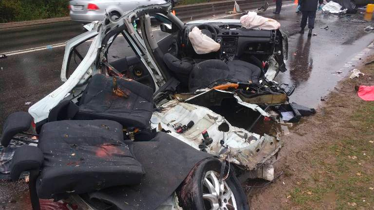 Солигорск дтп рено лагуна вазик Дубеи