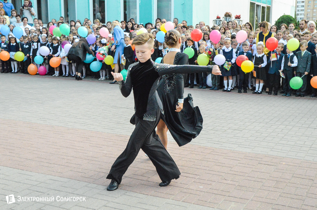 первое сентября в школах солигорска