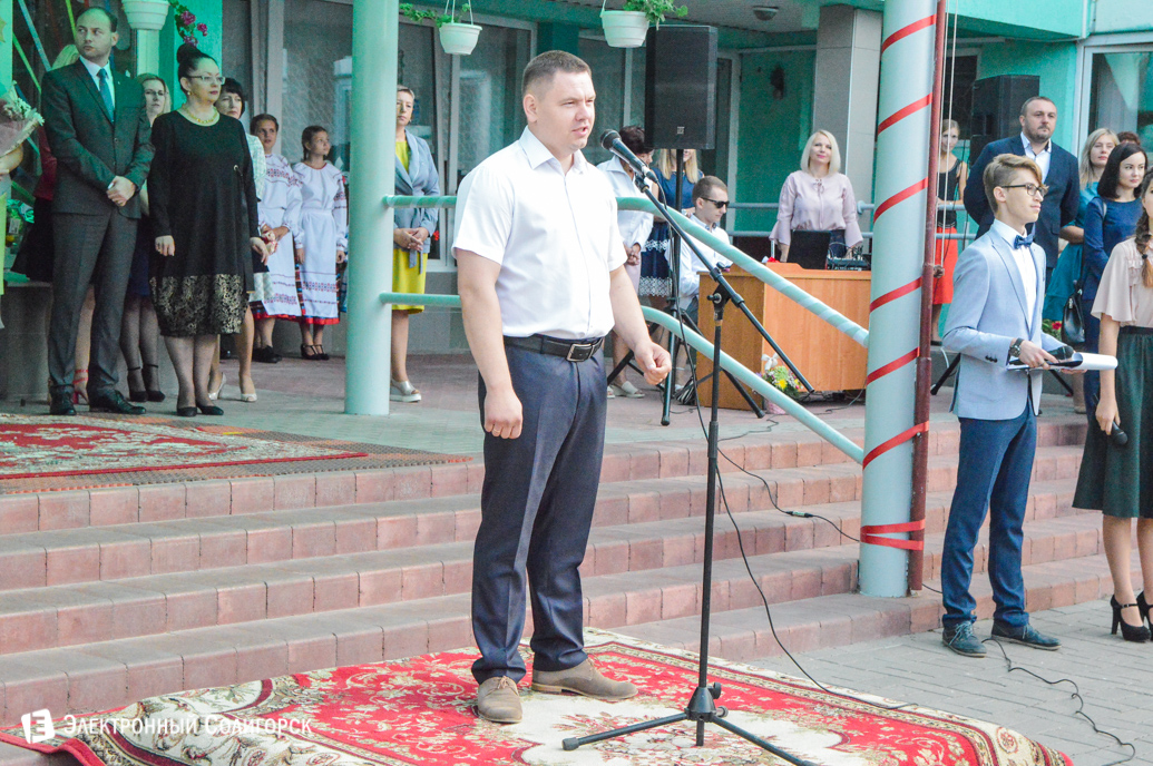 первое сентября в школах солигорска