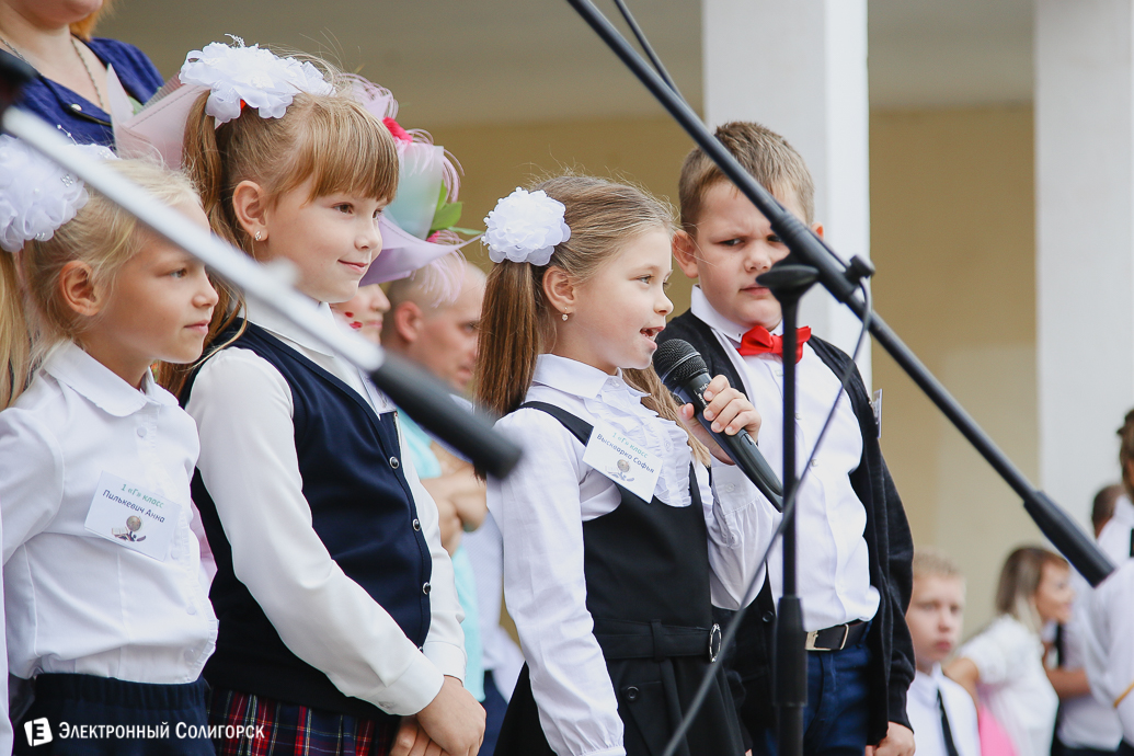 первое сентября в школах солигорска