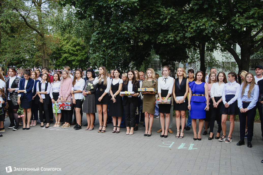 первое сентября в школах солигорска
