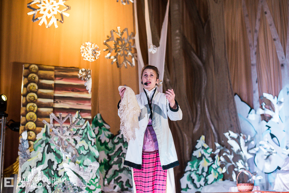 елка дом пионеров