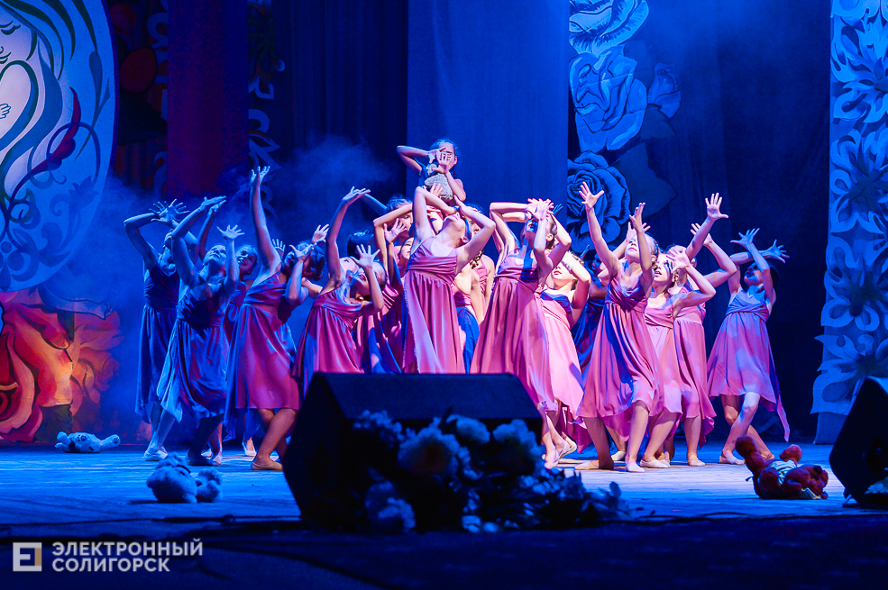 день матери