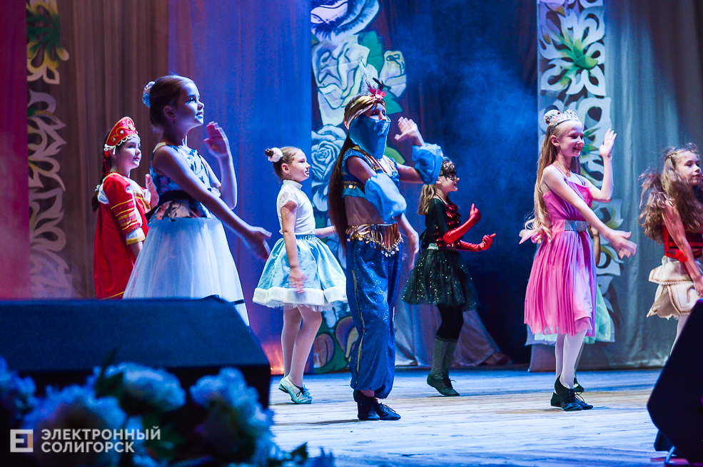 день матери