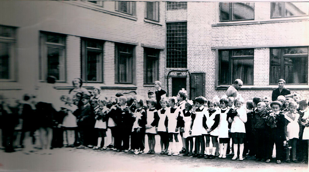 Школа №5 г. Солигорска - торжественная линейка