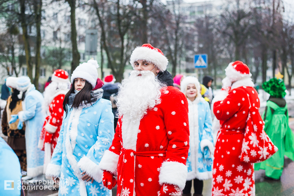 шествие дедов морозов