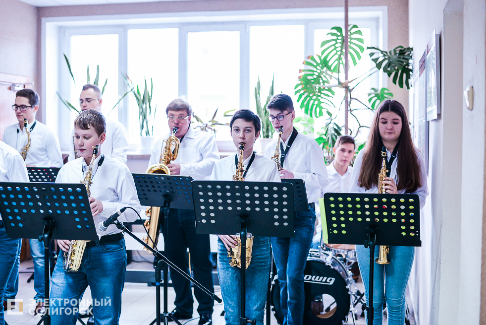 танцующая весна