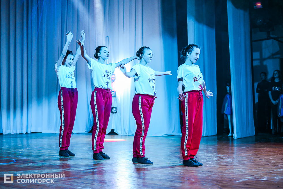 танцующая весна