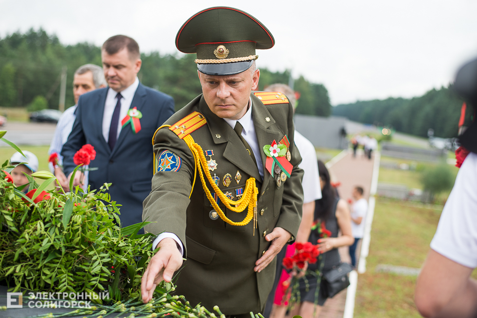 возложение цветов Солигорск