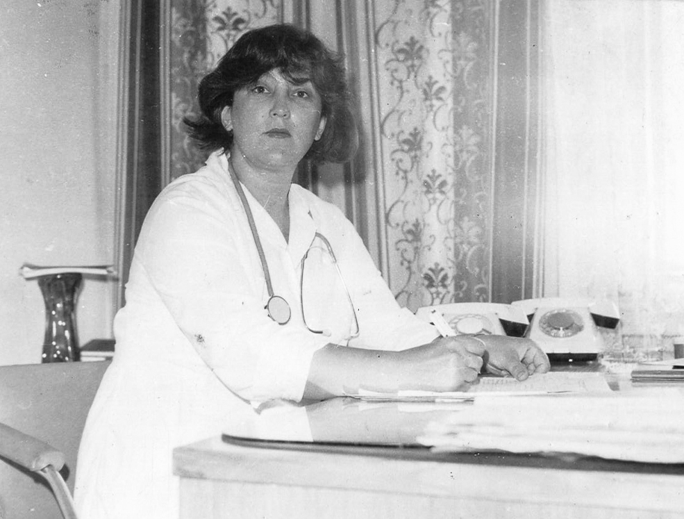 RETRO children hospital 13