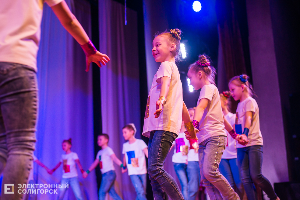 танцующая весна