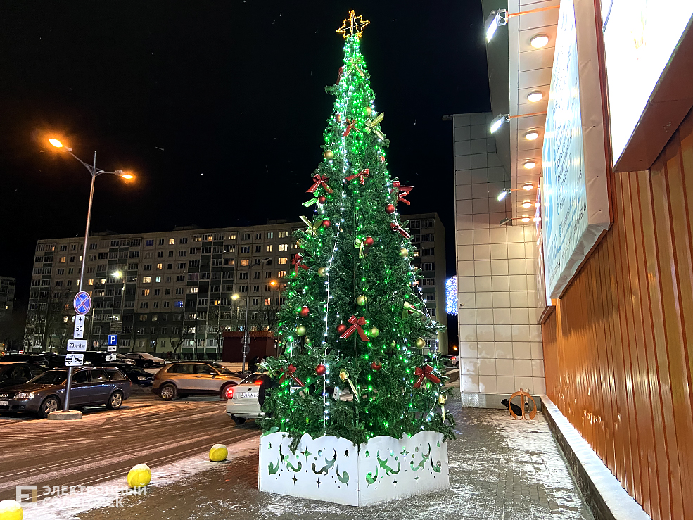 новогодний солигорск