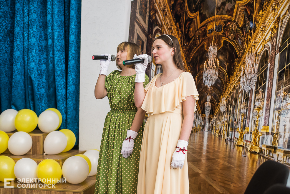 молодежный бал