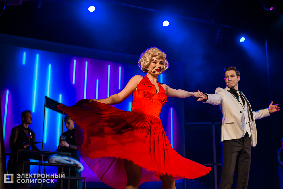 стриптиз души