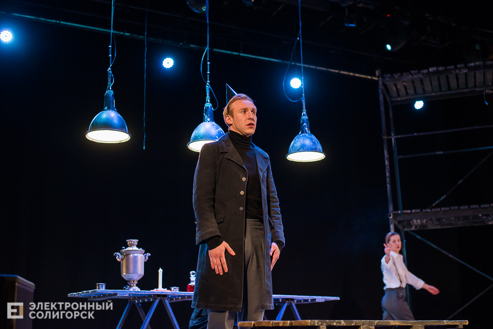 3 сестры спектакль