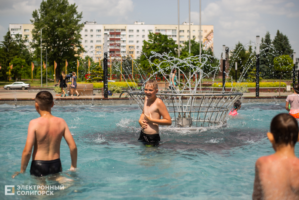 купания в фонтане