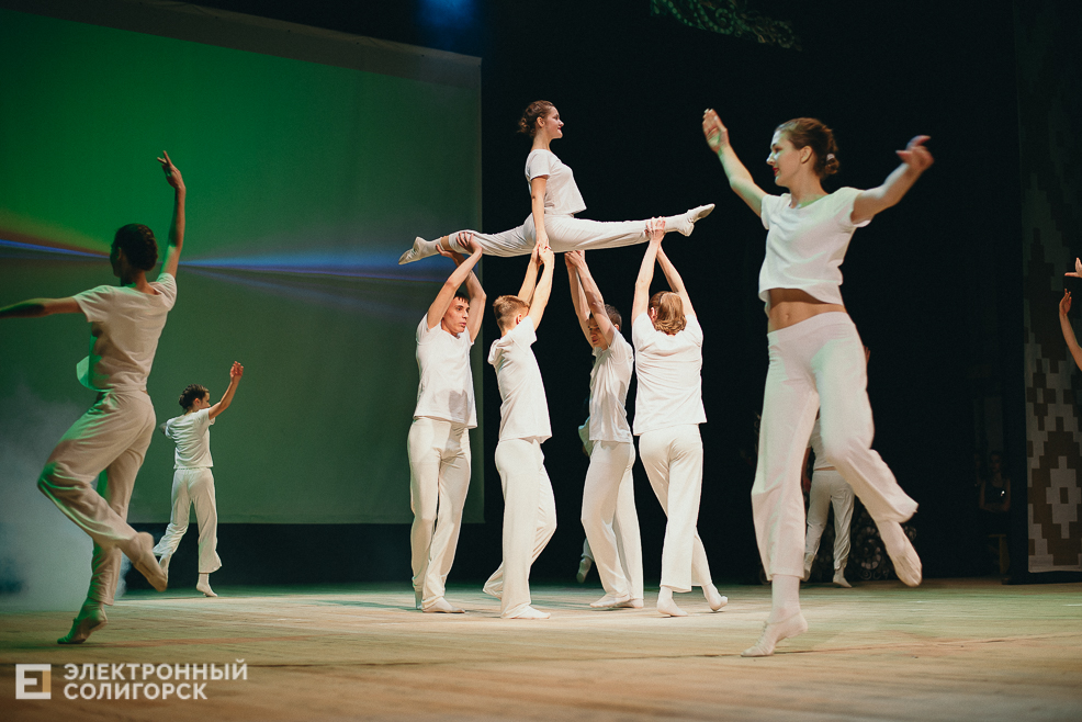 показ мод осень 2022