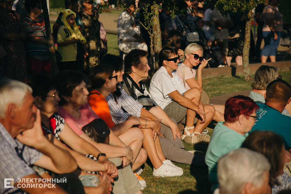 танцы в парке