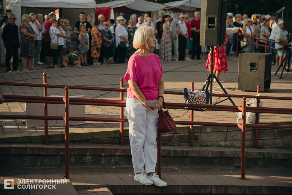 танцы в парке