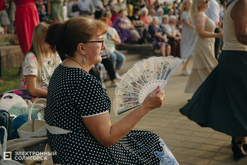 танцы в парке