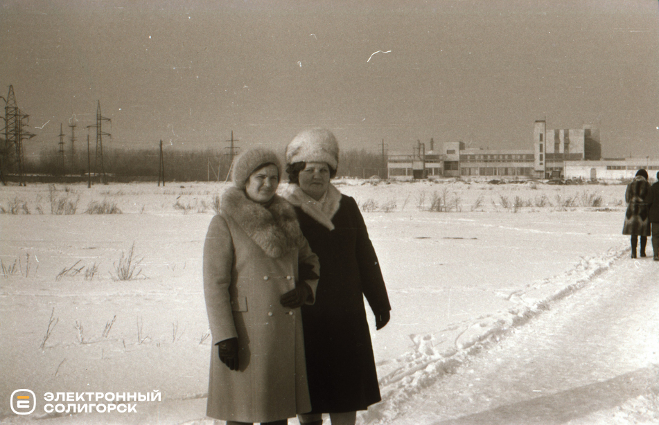 gkTYlMLgbtLrqBPKQcmedW 4