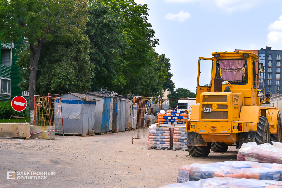 Дорожные работы на улице Горького в Солигорске