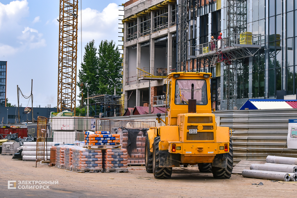 Дорожные работы на улице Горького в Солигорске