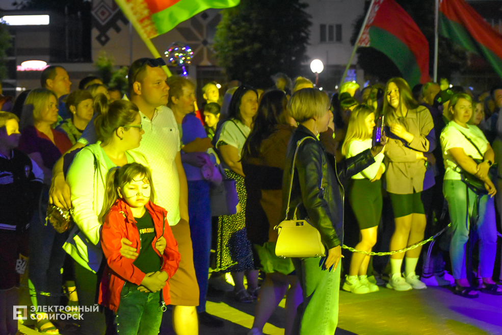 Концерт и салют в Солигорске в День Независимости Республики Беларусь