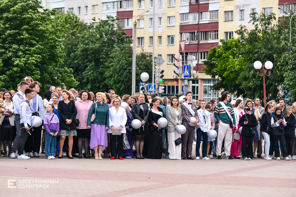 Районный выпускной бал в Солигорске 2023