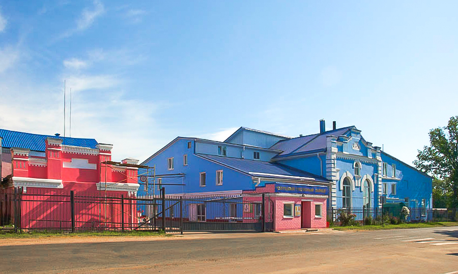 Здание бывшего спиртзавода в деревне Покрашево Слуцкого района