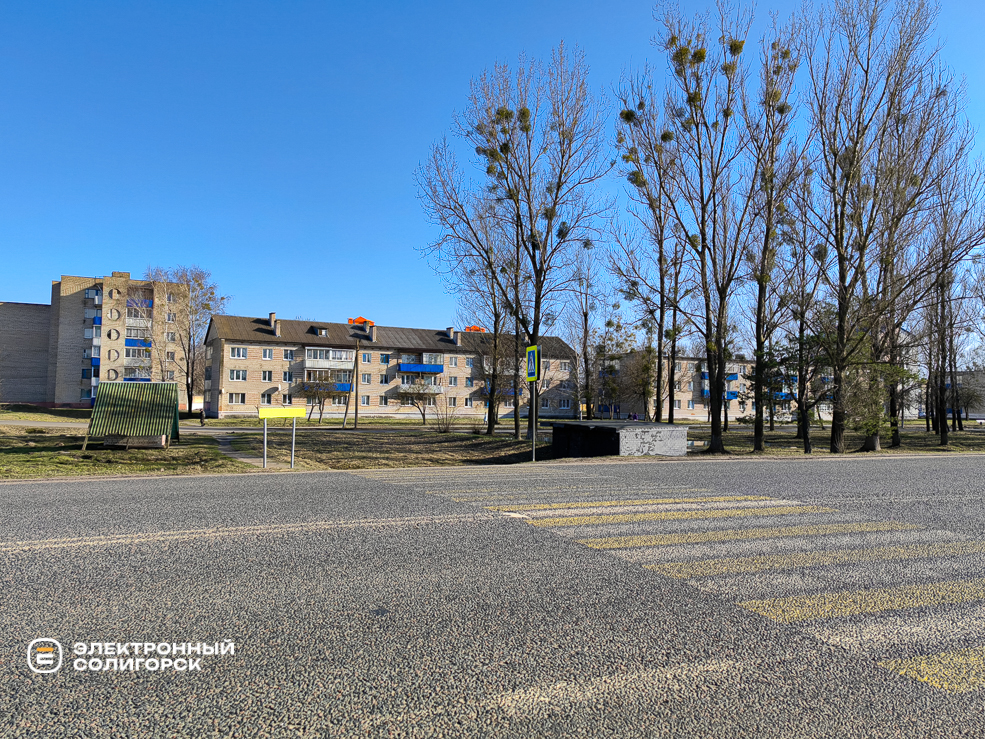 Экспериментальные экраны на переходе на трассе Р23