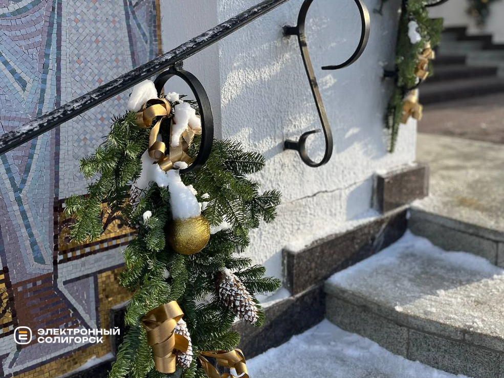 Убранство солигорских храмов к Рождеству