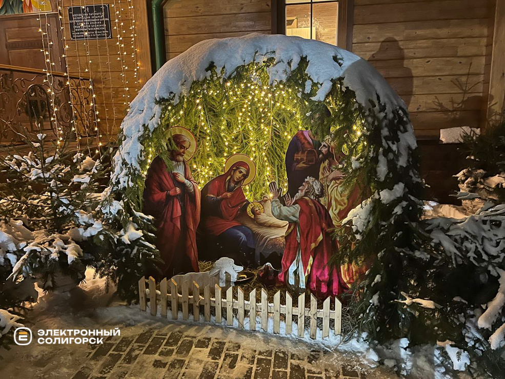 Убранство солигорских храмов к Рождеству