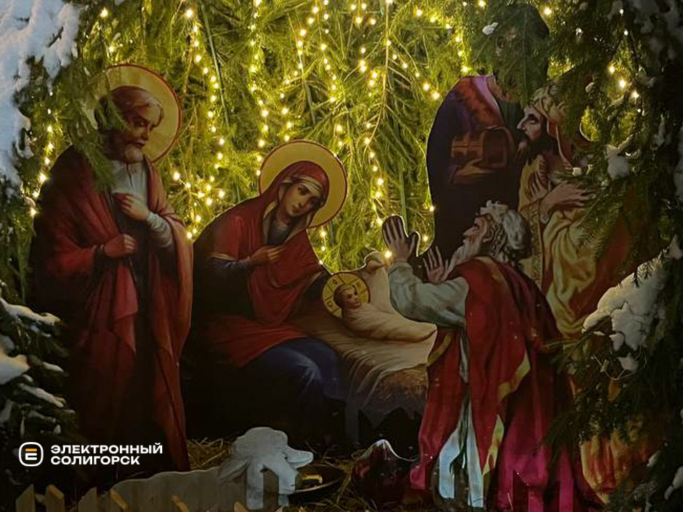 Убранство солигорских храмов к Рождеству