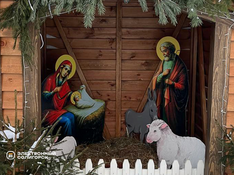 Убранство солигорских храмов к Рождеству