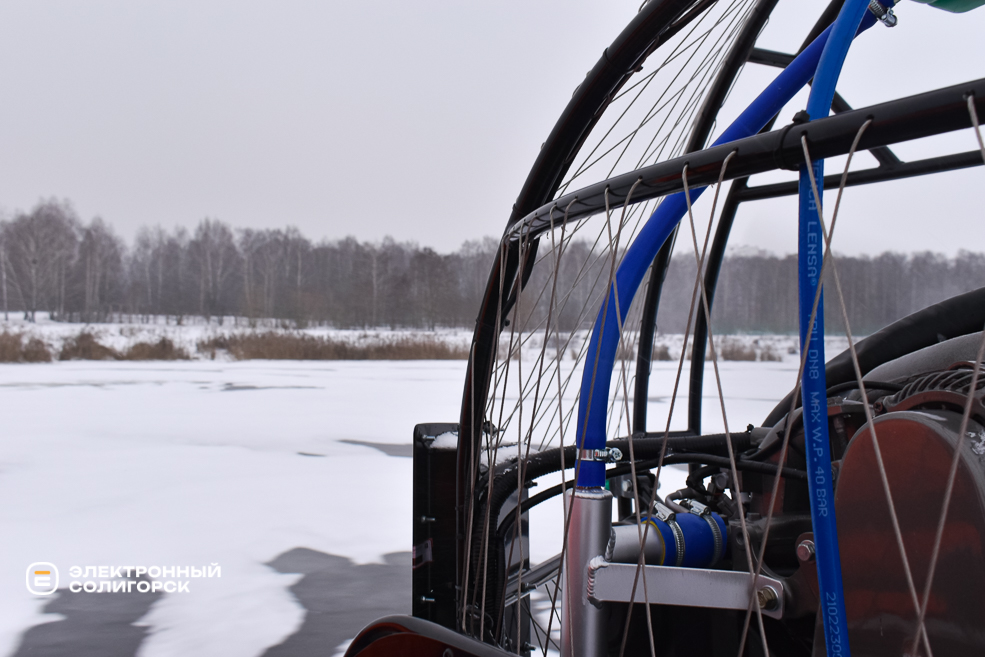 Аэролодка Пиранья 4 на солигорской спасательной станции