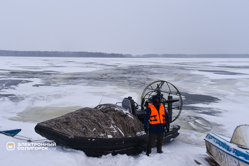 Аэролодка Пиранья 4 на солигорской спасательной станции