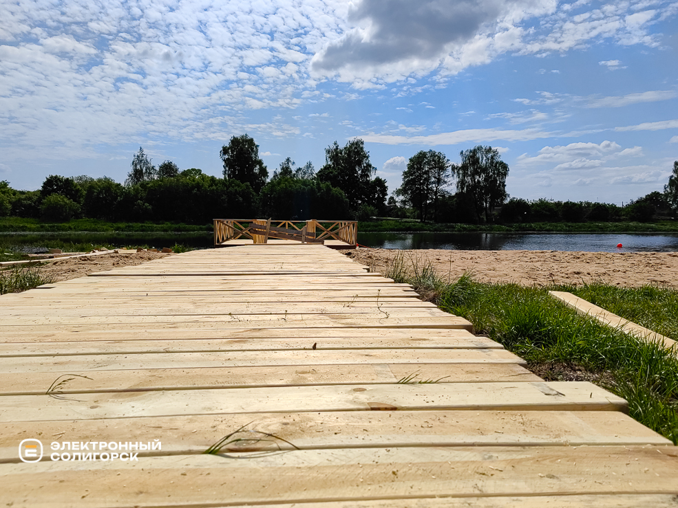 Пляж в Красной Слободе Солигорского района