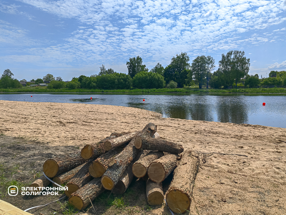 Пляж в Красной Слободе Солигорского района