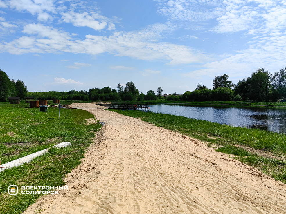Пляж в Красной Слободе Солигорского района