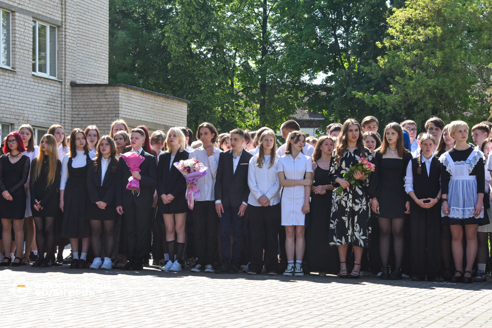 Последний звонок в Средней школе №2 г. Солигорска