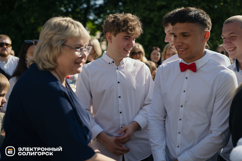 последний звонок СШ3 2024