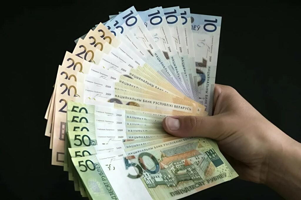 zarplata dolg rabochim